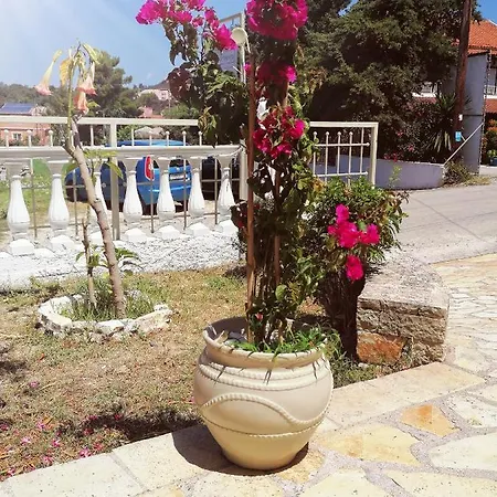 Makis Apartments 2 Arillas (Corfu)
